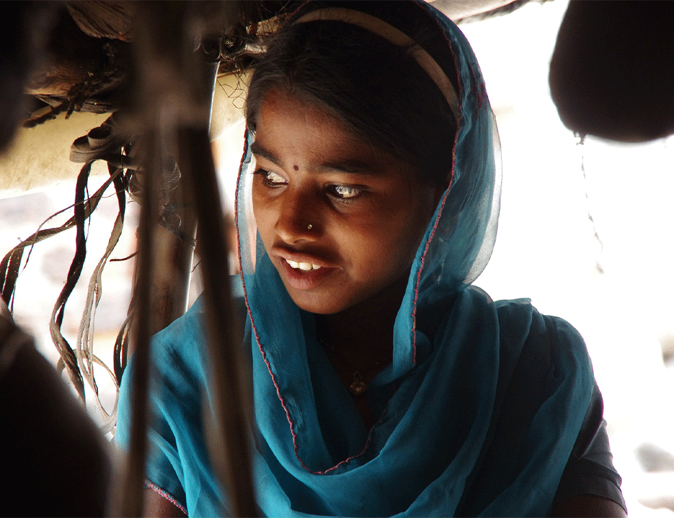 Devojčica iz Indije prešla 1200 kilometara biciklom vozeći oca da bi oboje preživeli
